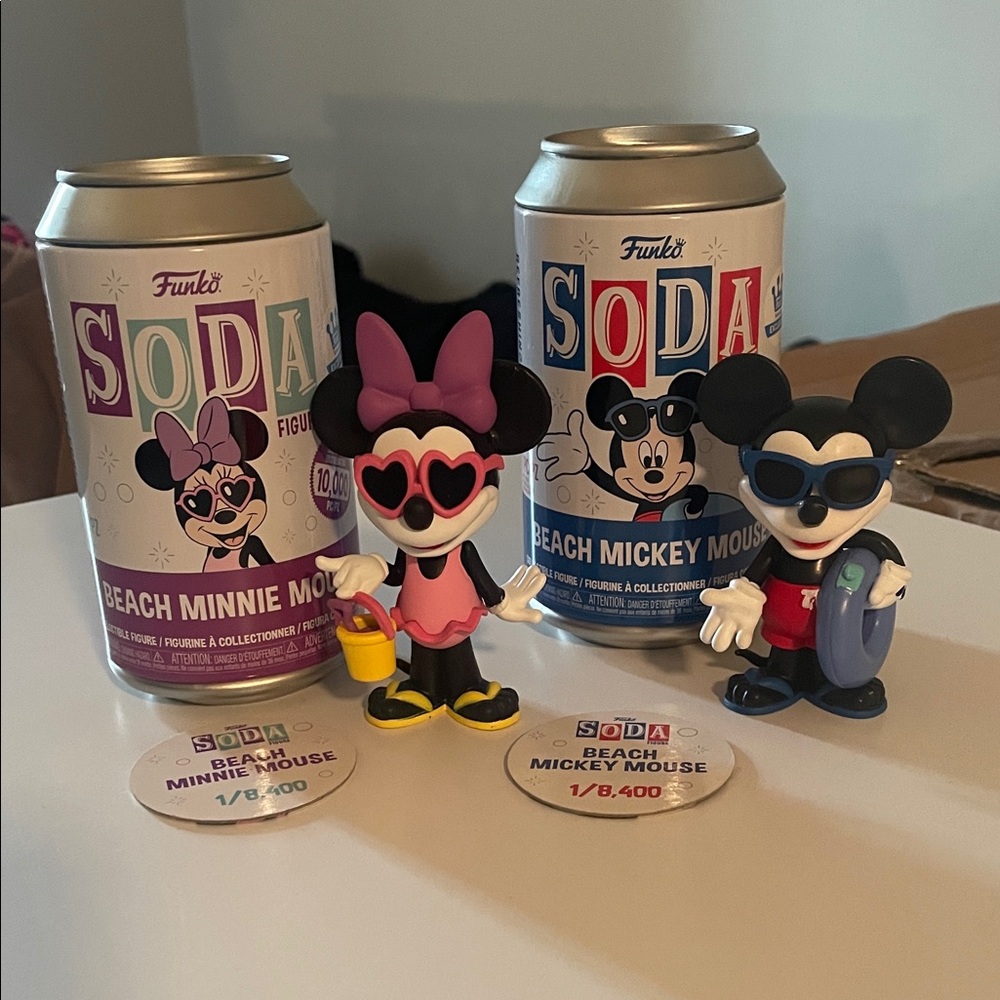 Funko Soda Disney Beach Mickey & Minnie Mouse Common Set 1/8400